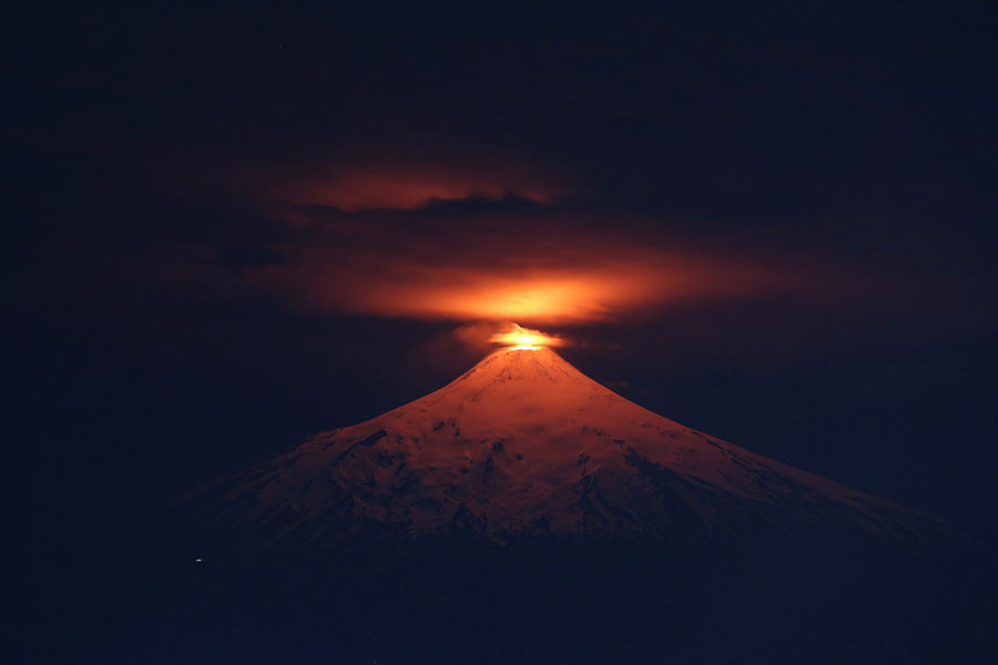 Photo of the day: Beauty in eruption