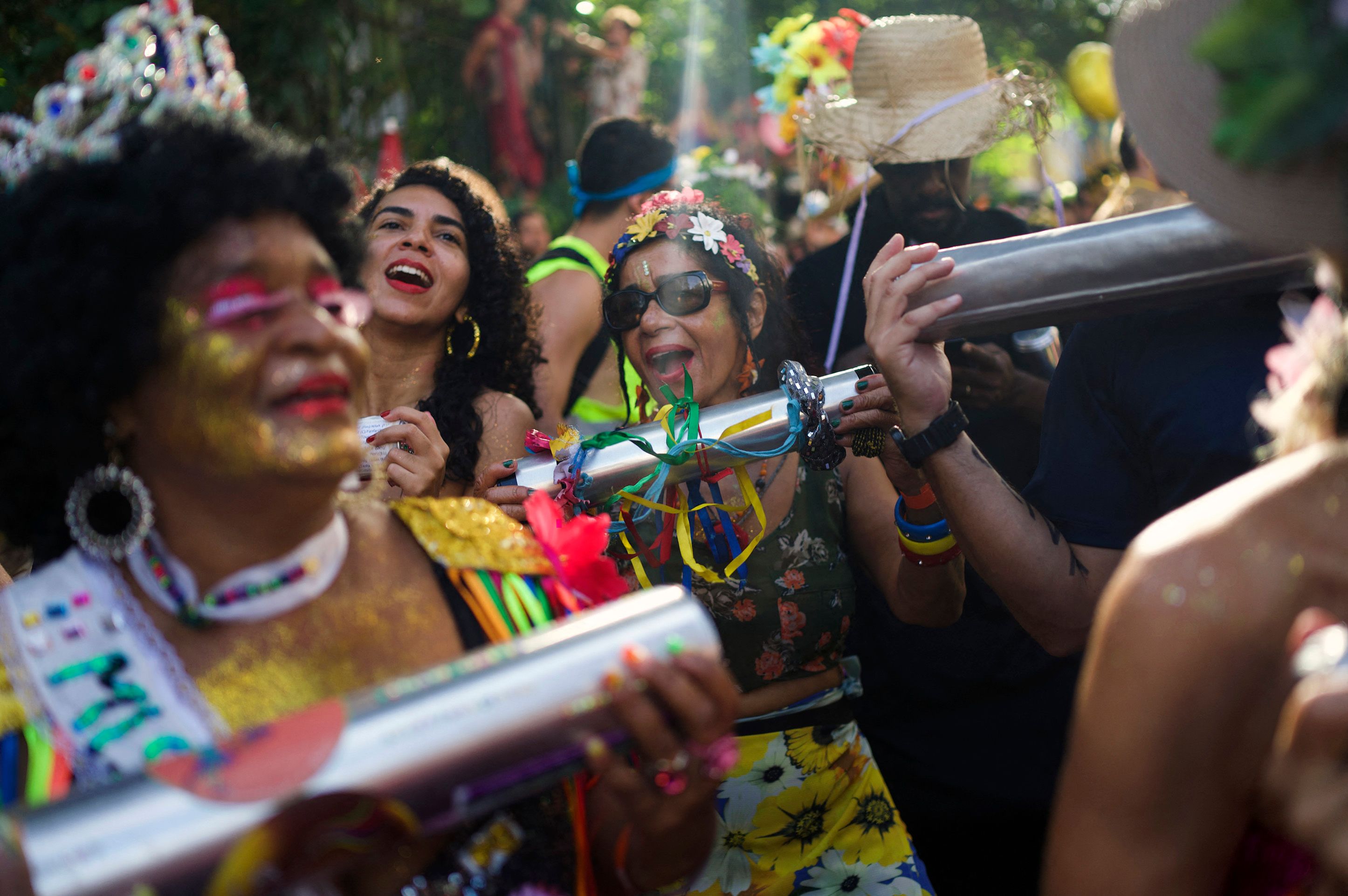 Carnival street parties return to Rio