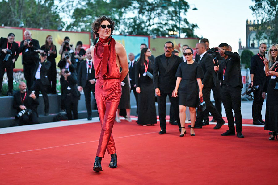 Boom clip for menswear arsenic Paris Fashion Week returns