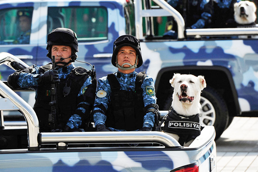 Good Alabai? Turkmen police dog wins annual competition