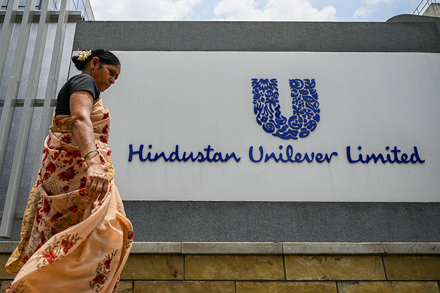 Morning buzz: Unilever to cut soap prices in India, credit bureaus to inform consumers of changes, and more