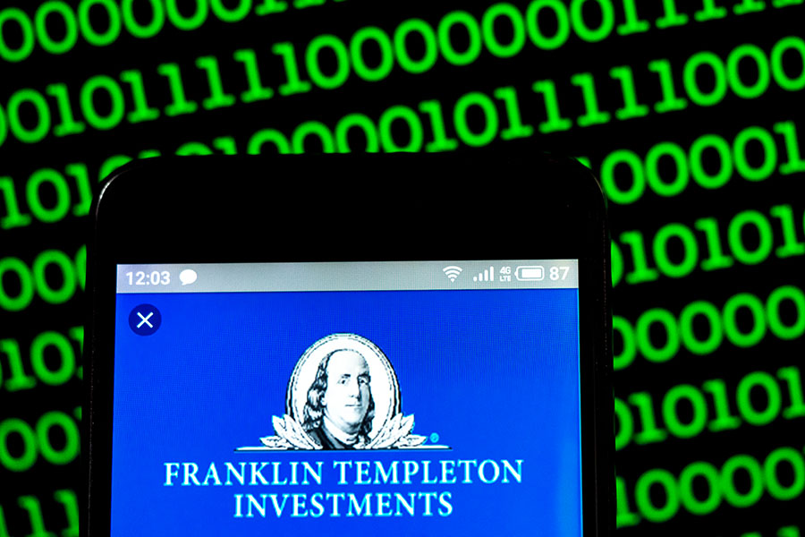 Franklin Templeton Joins Spot Bitcoin ETF Race Amidst Regulatory Uncertainty