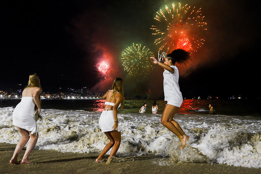 In Photos: New Year celebrations around the world