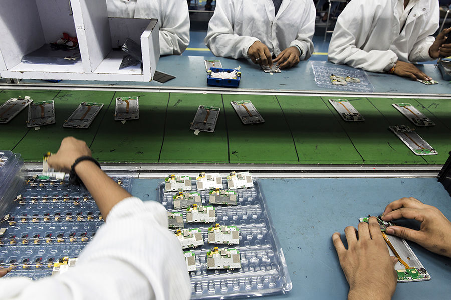Import duty for mobile components slashed to 10 percent