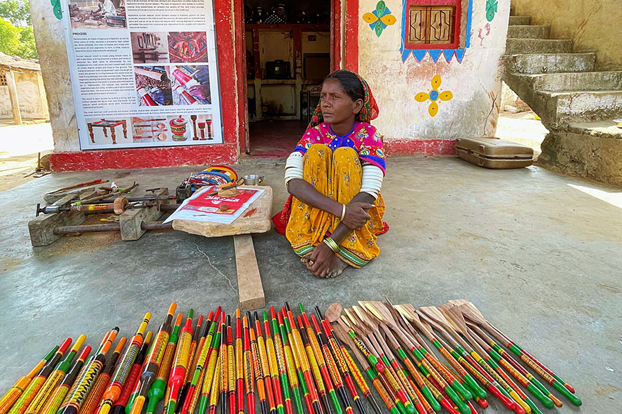 Rogan, copper, lacquer: A Kutch village's trifecta of timeless artistry