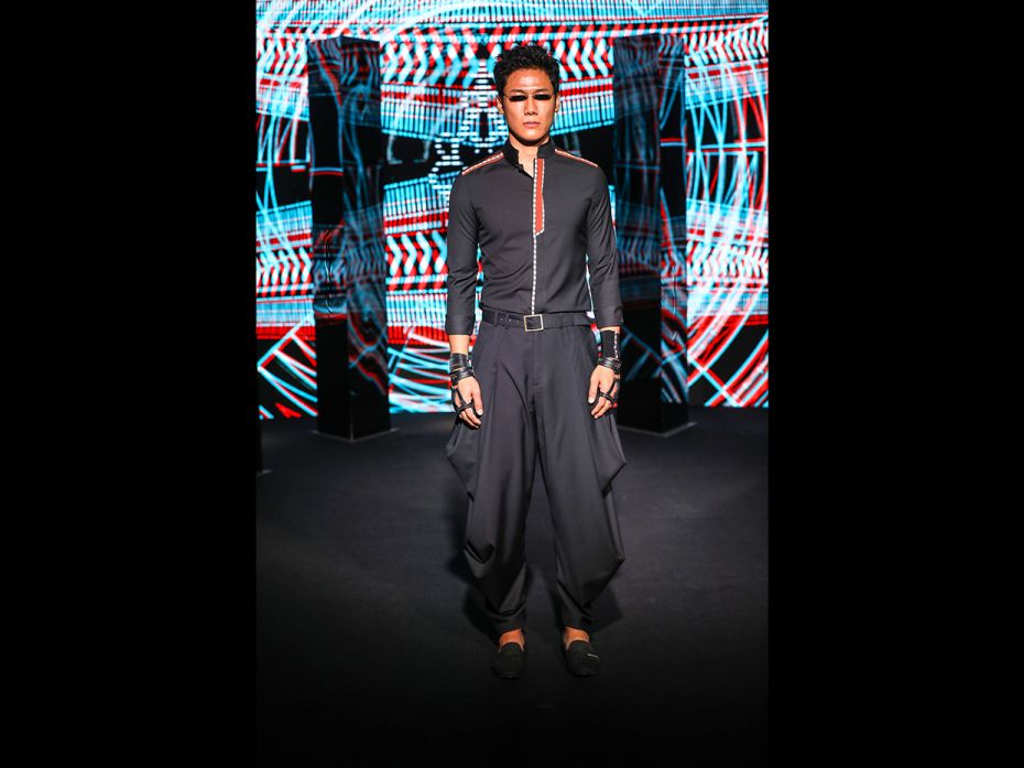 03 FDCI X LFW - S_N by Shantanu and Nikhil (1)
